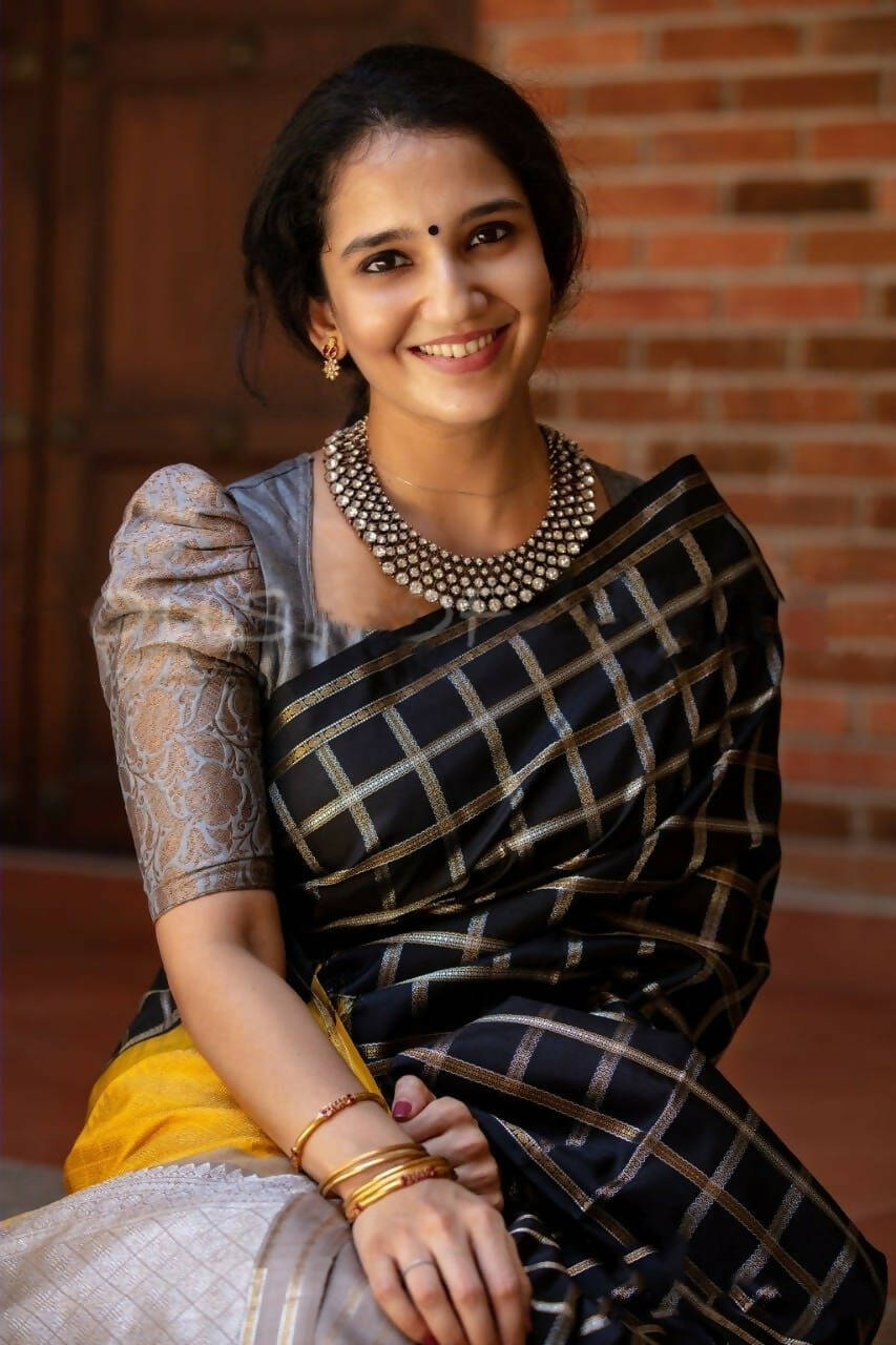 DEIANA'S Beautiful Golden Jari with New Design Soft Lichi Silk Saree - Black - Distacart