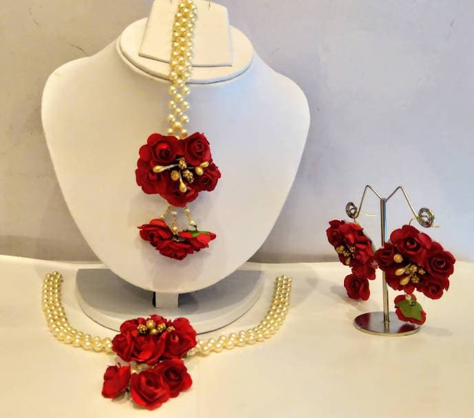 Artificial Flower Jewelry Set For Haldi