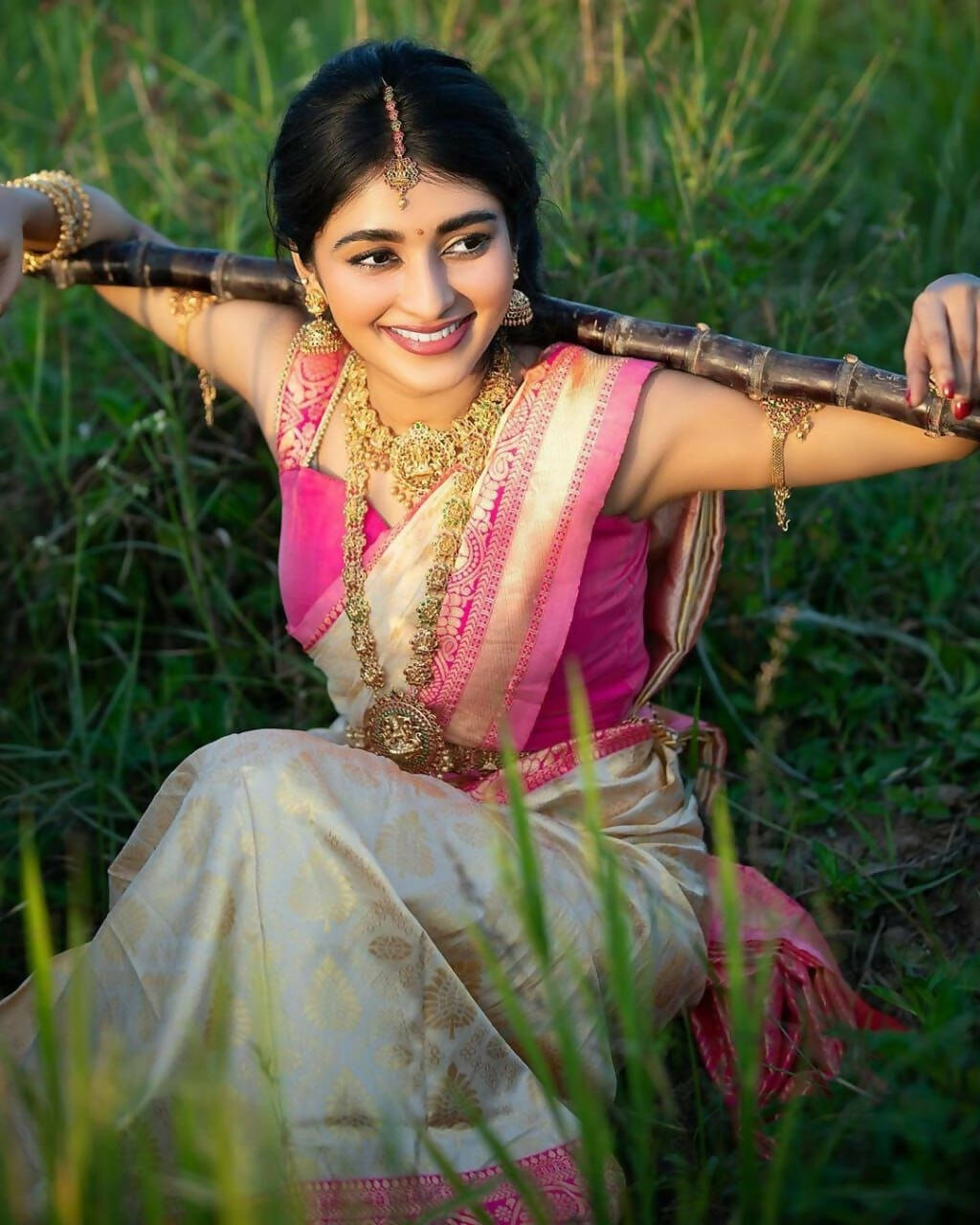 DEIANA'S Beautiful Golden Jari with New Design Soft Lichi Silk Saree - White - Distacart