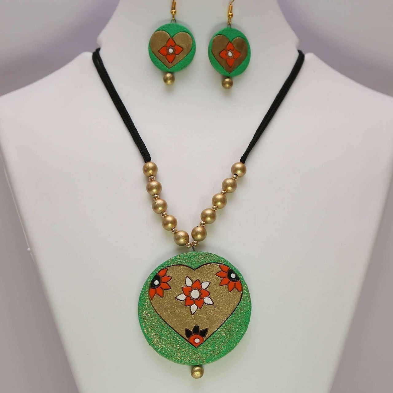 Terracotta Jewelry Round Inner Heart with Earrings