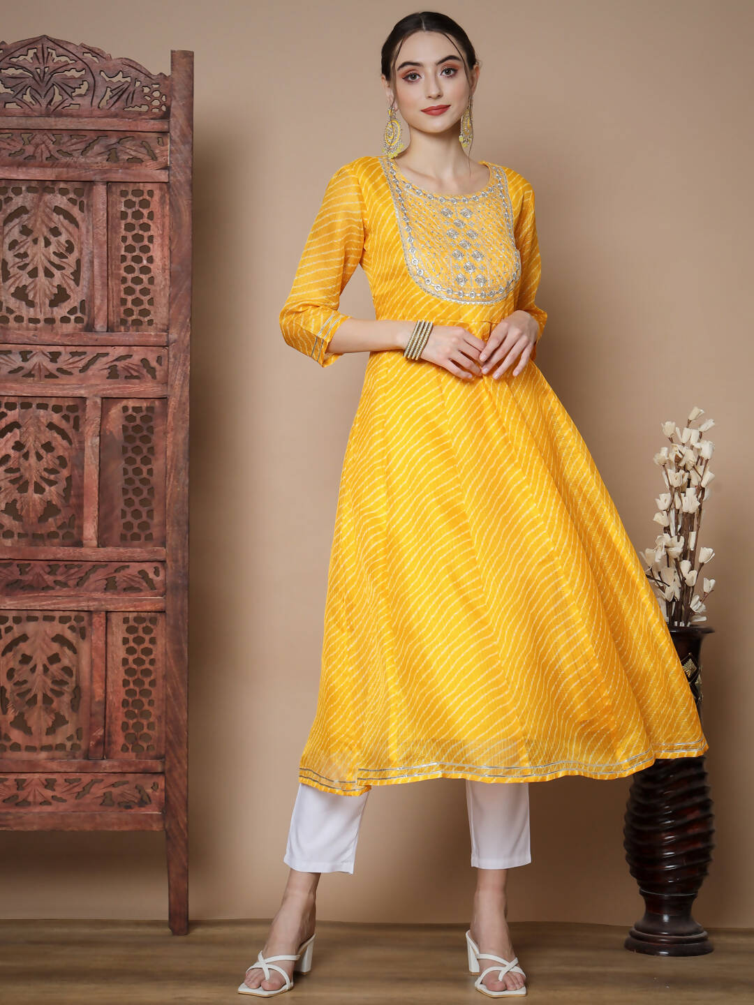 Myshka Women's Yellow Anarkali Kurta - Distacart
