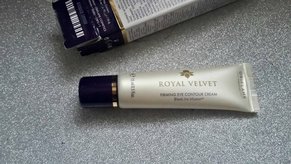 Oriflame Royal Velvet Firming Eye Contour Cream Black Iris Infusion