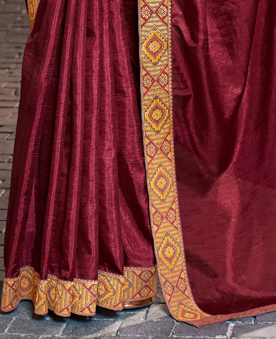 Dark Maroon Solid Vichitra Saree With Unstitched Blouse Piece - Selena - Distacart