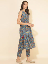 Thumbnail for Janasya Women's Blue Cotton Floral Printed Casual Flared Kurta Set - Distacart