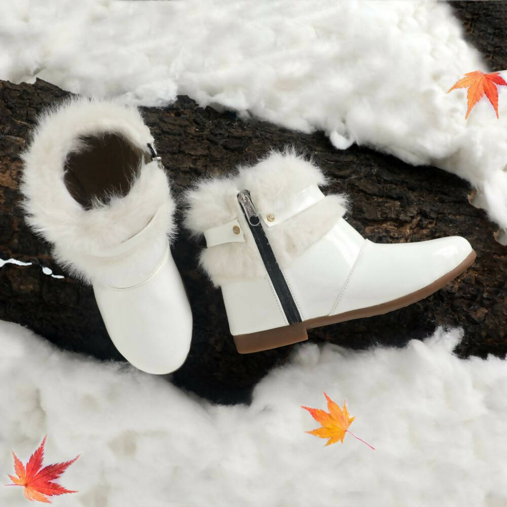 Tiny Bugs Girls Faux Fur Detail Winter Boots - White - Distacart
