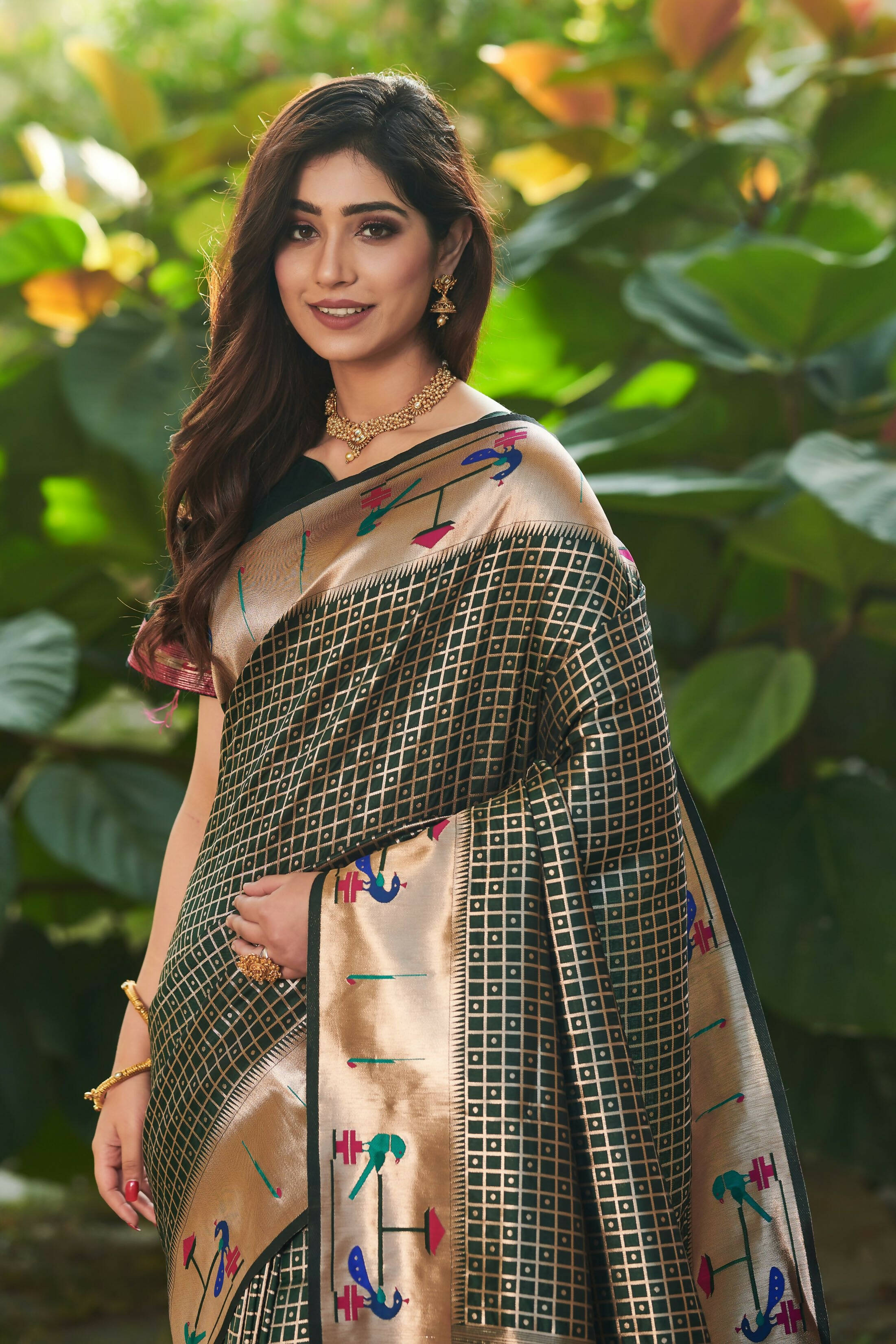 Vishnu Weaves Women's Bottle Green Paithani Silk Minakari Zari Woven Saree with Unstitched Blouse - Distacart