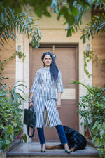 Thumbnail for Jompers Women Grey & Off-White Striped Cotton Straight Kurta - Distacart