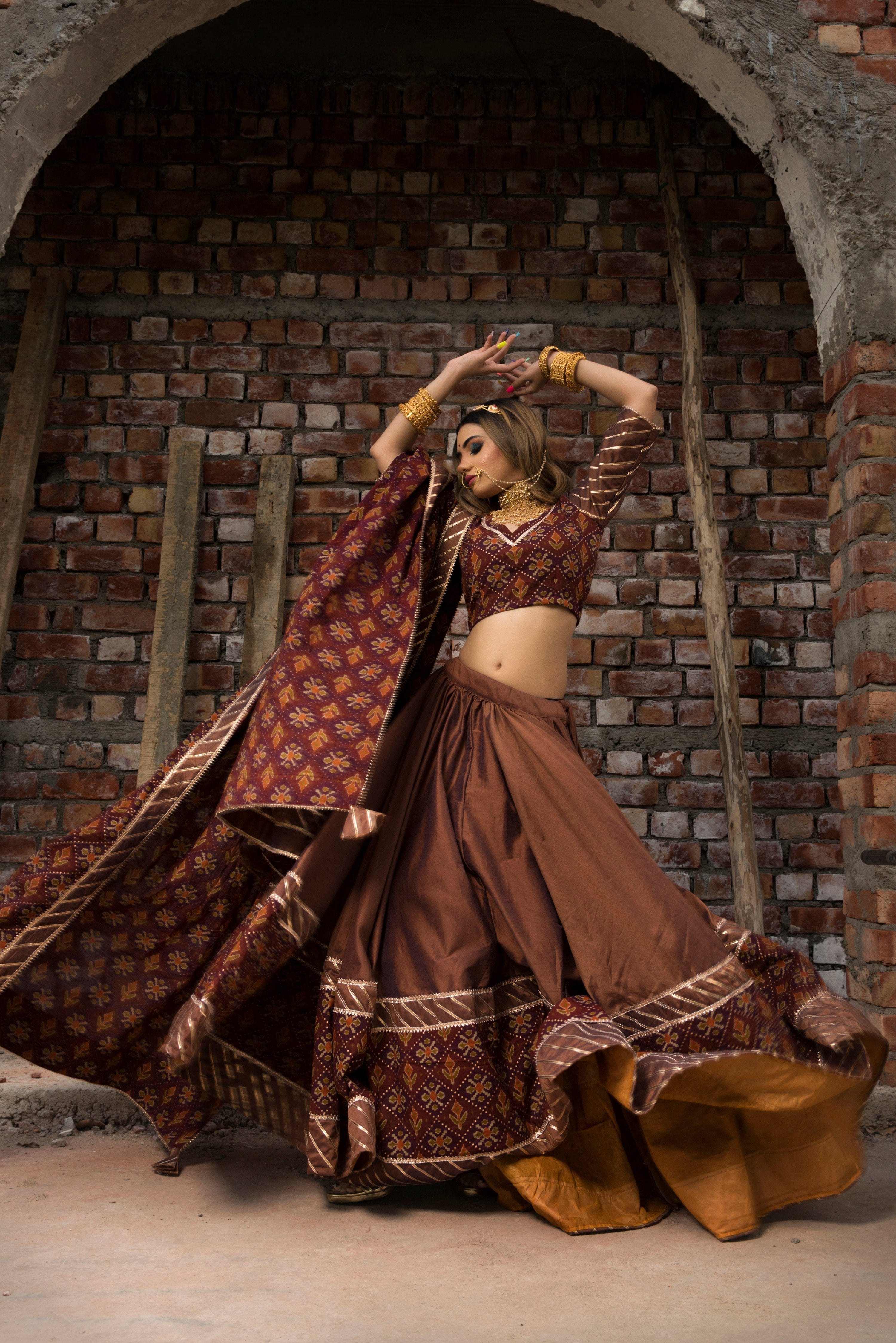 Pomcha Jaipur Chhaya Brown Gujarati Lehenga Set - Distacart