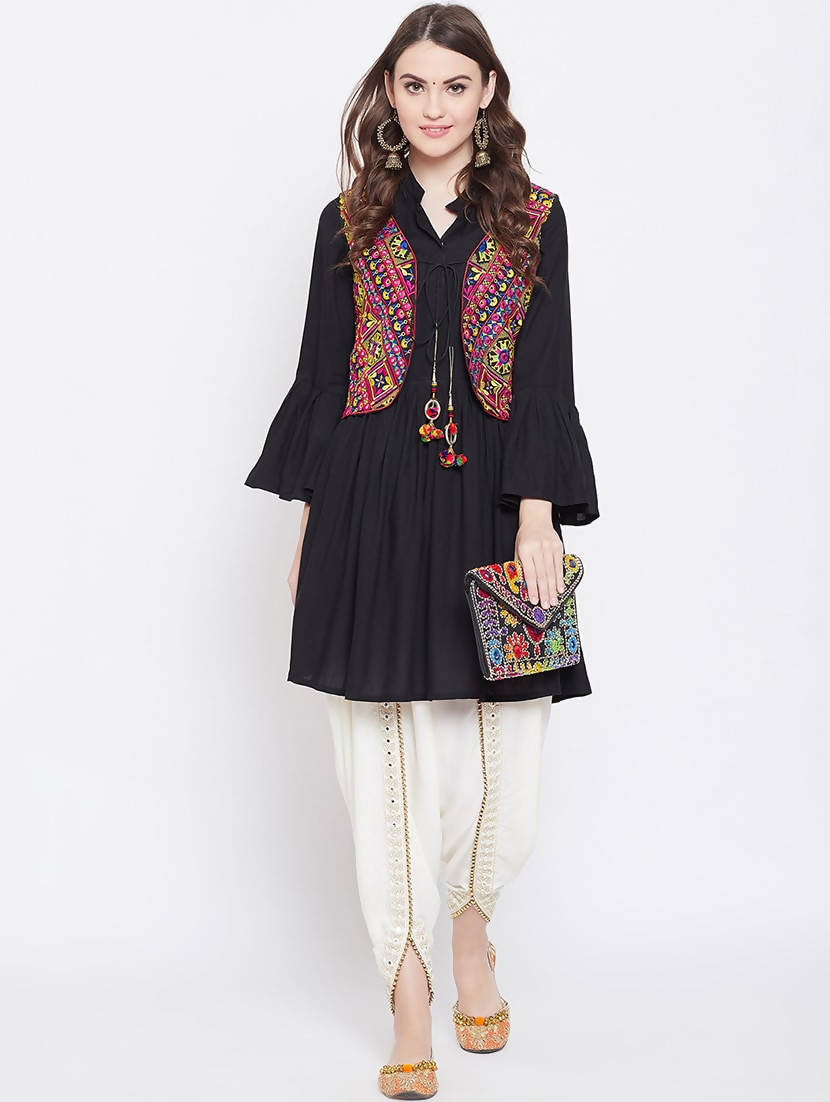 Cheera Women’s White Dhoti With Golden Lace - Distacart