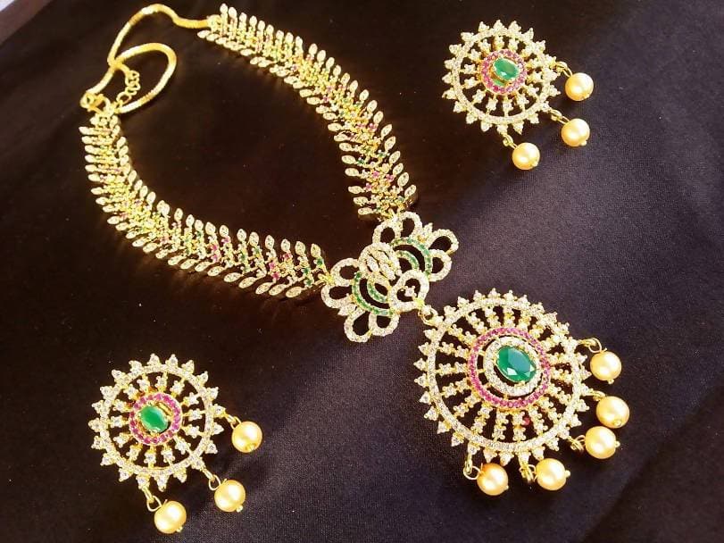 Multicolor Ad Bridal Necklace Set For Marriage Ceremony