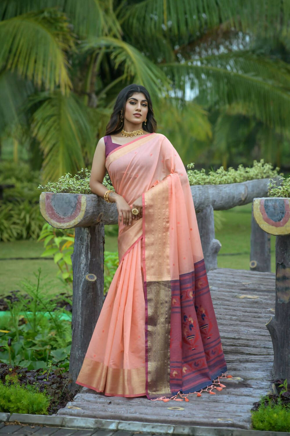 Vishnu Weaves Women's Peach Cotton Silk Zari Woven Saree with Blouse - Distacart
