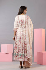 Thumbnail for Juniper Women Ecru Rayon Floral Printed Kurta and Dupatta Set - Distacart