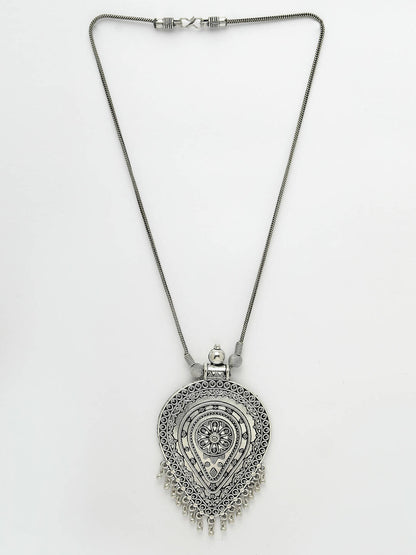 NVR Women's Elegant Silver Oxidised Brass Necklace - Distacart