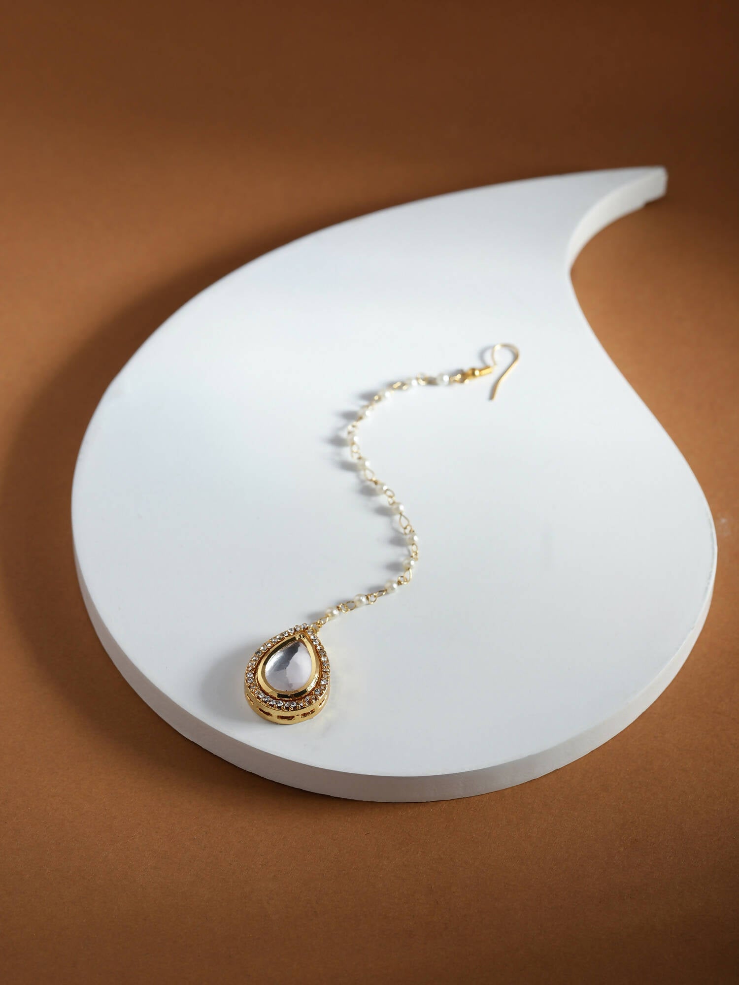 Gold-Plated White Kundan-Studded Pearl Beaded Maang Tikka - Ruby Raang - Distacart