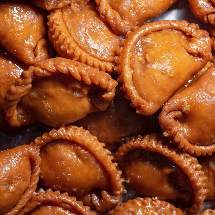 Sri Krishna Sweets Chandrakala - Distacart