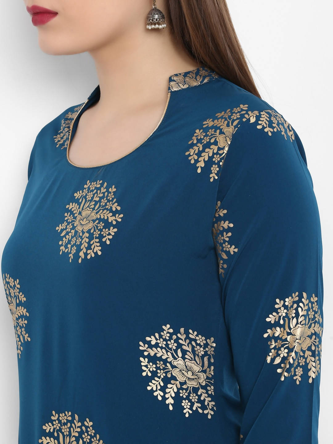 Janasya Flower Golden Foil Kurta Set with Dipped Hemline - Distacart