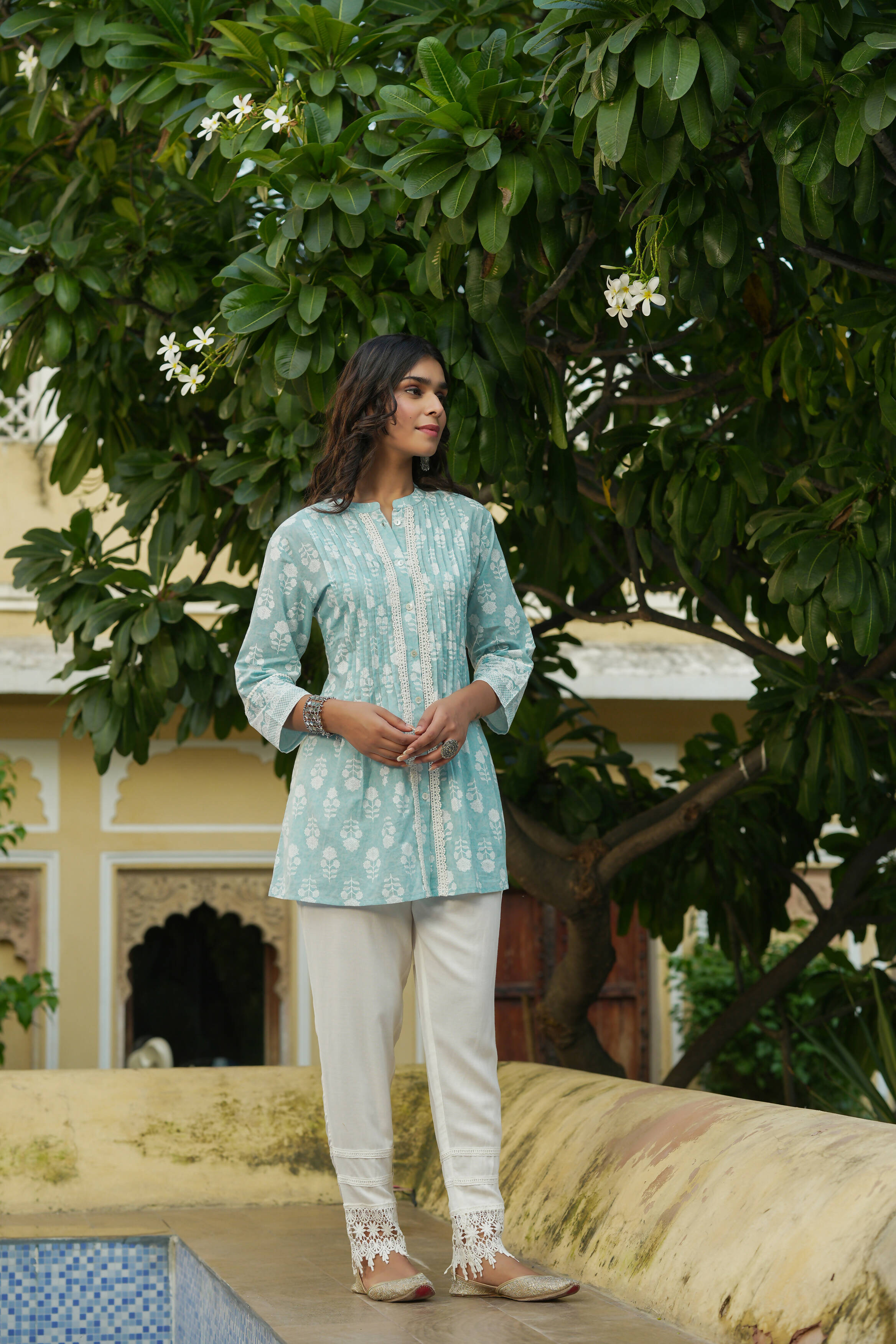 Juniper Women's Skyblue Cambric Placement Floral Printed Tunic - Distacart