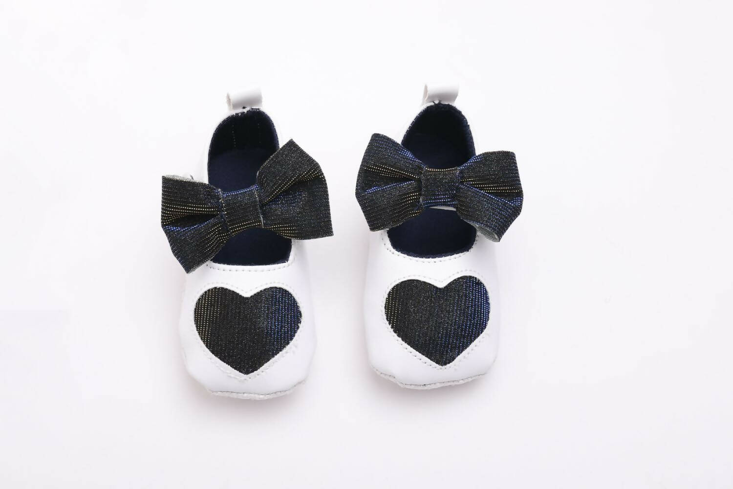 Tiny Bugs Girls Heart Bow Detailing Booties - White & Black - Distacart
