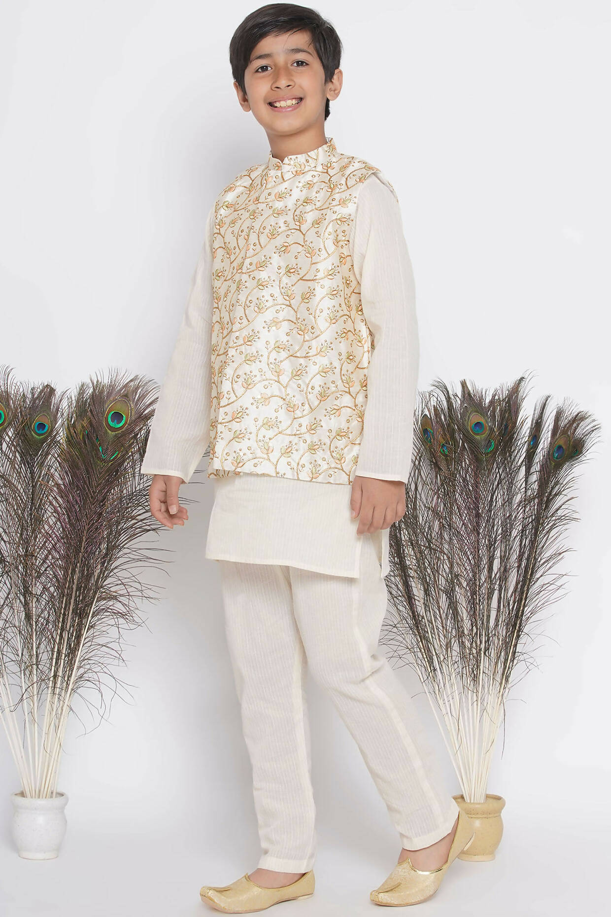 Little Bansi Banarsi Silk Floral Embroidery Jacket with Cotton Kantha kurta and Kantha Pyjama - Cream - Distacart