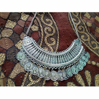 Latest traditional Jwellery set for women Color-Silver