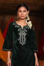 Thumbnail for Juniper Women Jadegreen Velvet Embroidered Straight Kurta Sets - Distacart