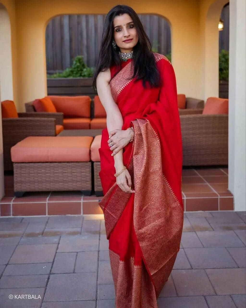 DEIANA'S Beautiful Golden Jari with New Design Soft Lichi Silk Saree - Red - Distacart