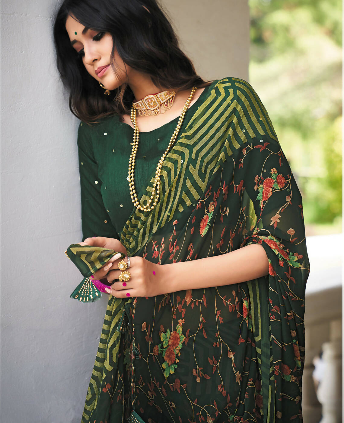 Green Georgette Brasso Floral Printed Saree With Unstitched Blouse Piece - Zyanya - Distacart
