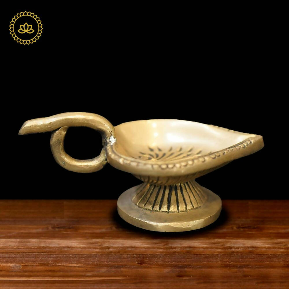 Brass Leaf Arthi Diya - Distacart