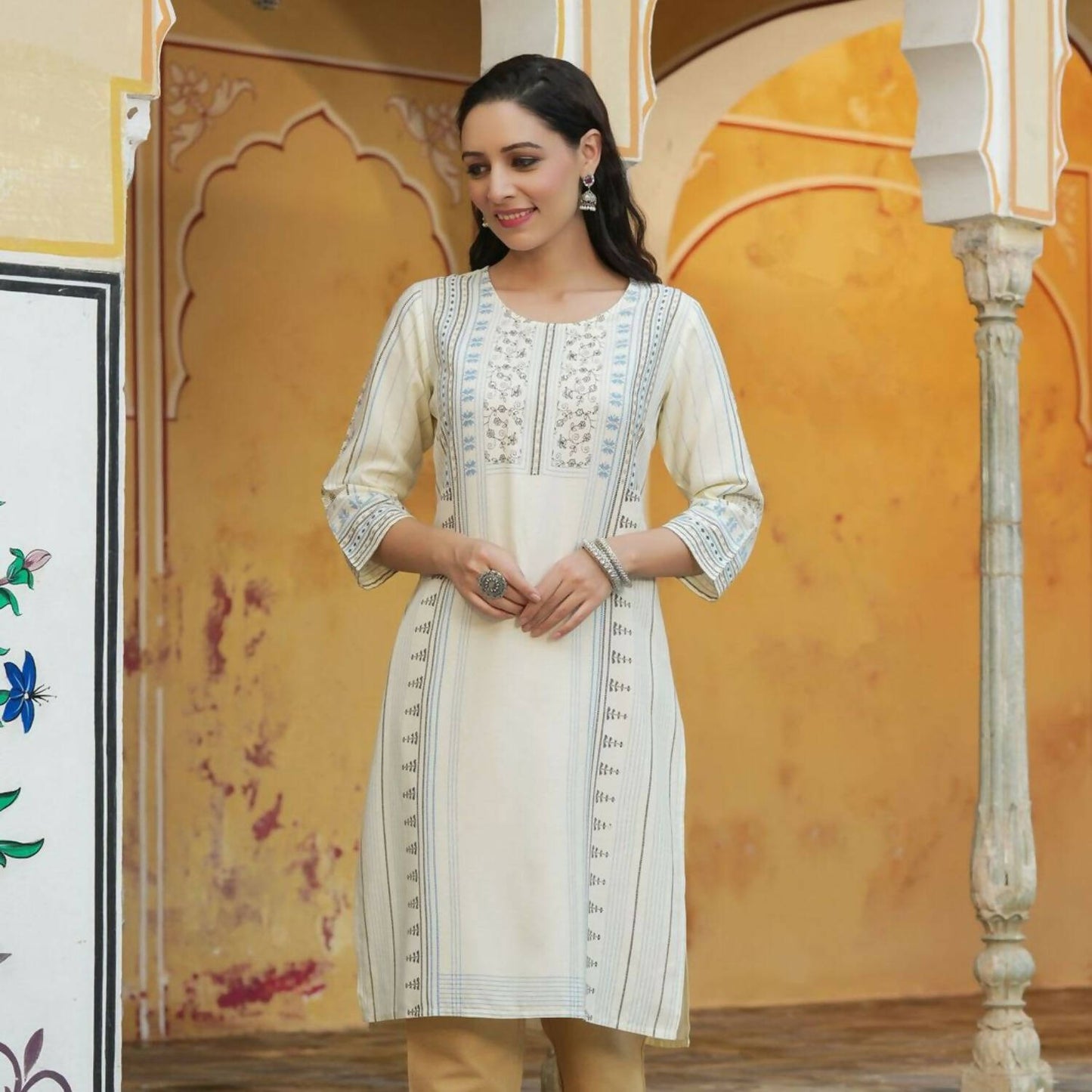 Juniper Women's Off-White Rayon Printed Straight Kurta - Distacart