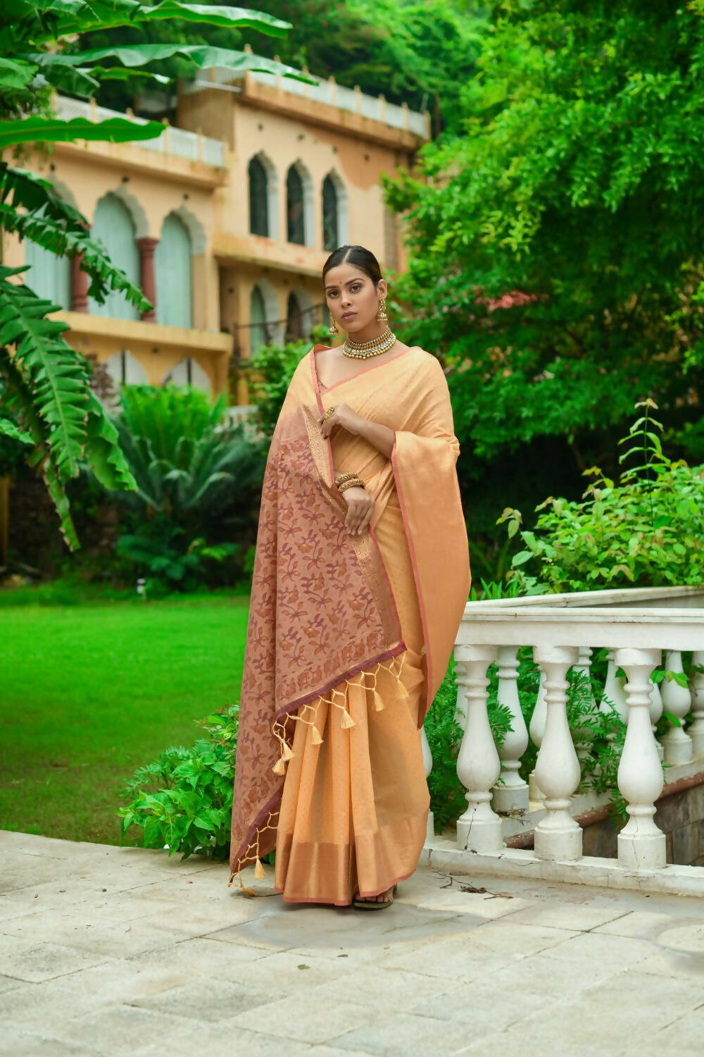 Vishnu Weaves Women's Peach Linen Cotton Bandhani Woven Saree with Blouse - Distacart