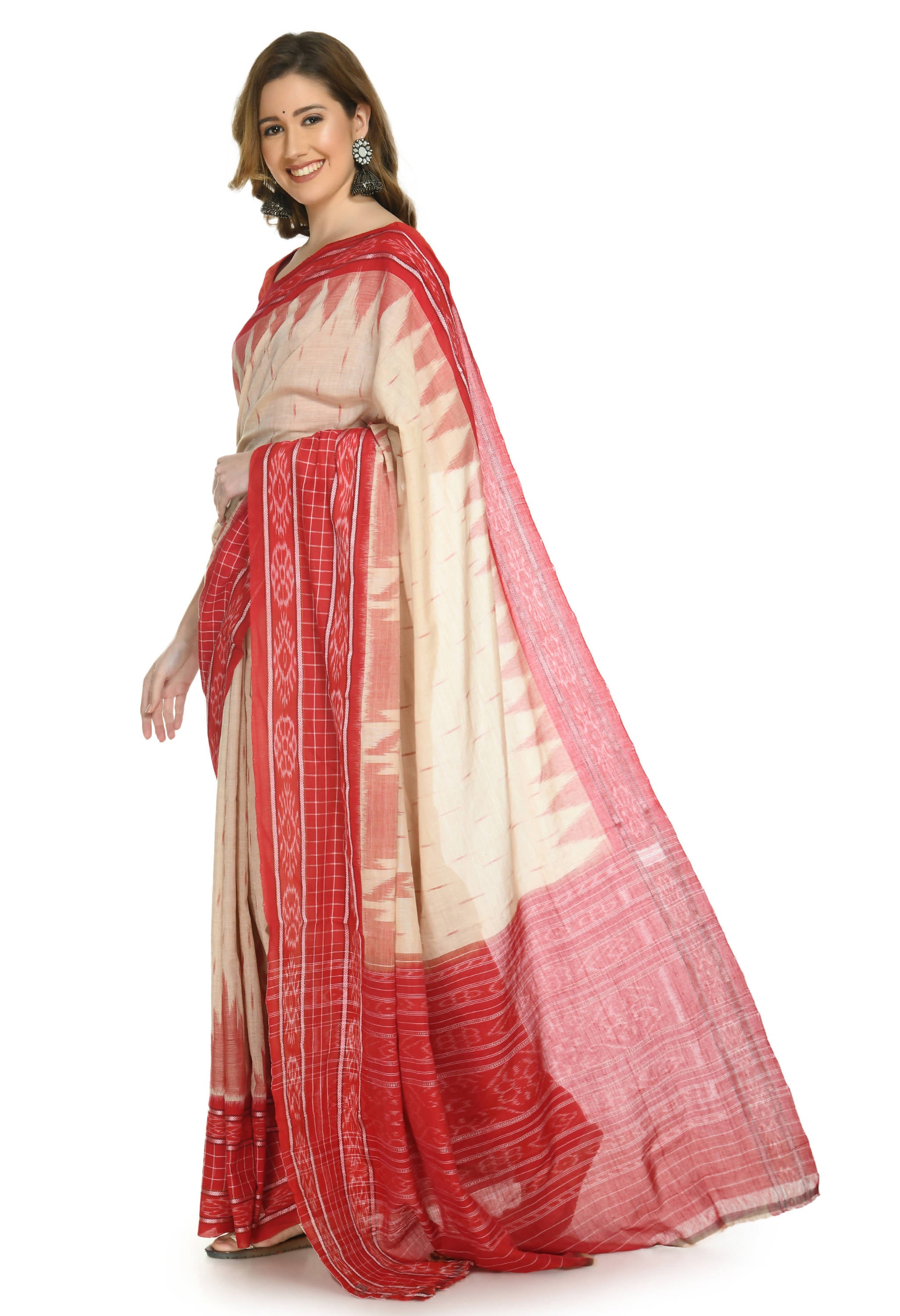 Vamika Sambalpuri Ikat Cotton Scot Dali Tasrite & Red Saree - Distacart