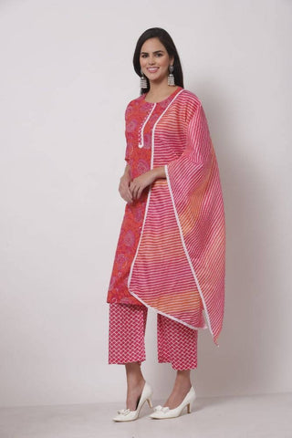 Myshka Women's Cotton Printed 3/4 Sleeve Round Neck Casual Pink Kurta Pant Dupatta Set