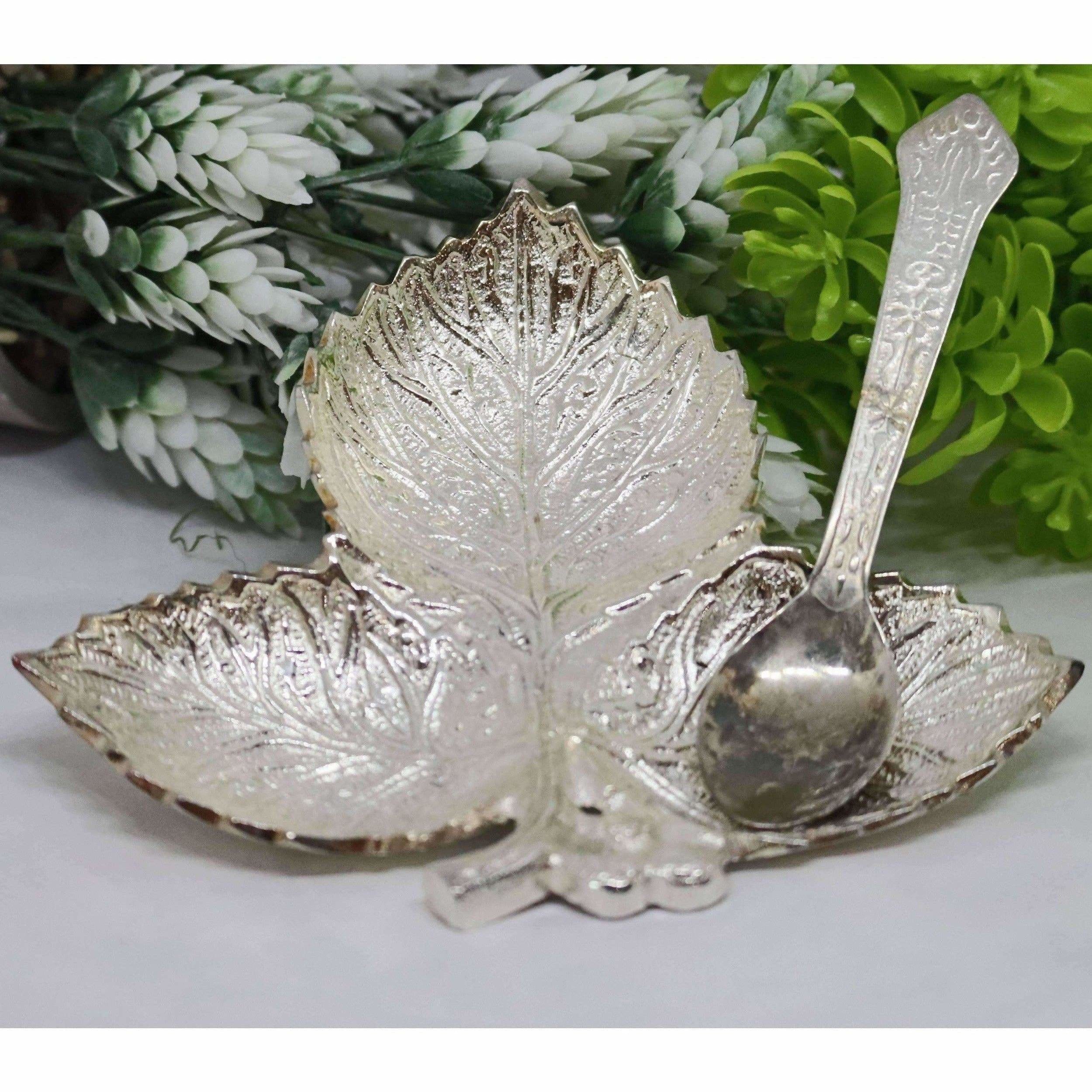 Chahat Premium Living Brass Grapes Leaf Platter