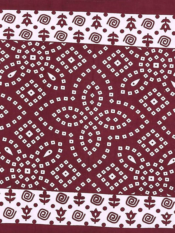 Vamika Printed Cotton White & Red Bedsheet With Pillow Covers (LEOC_CHUN_MR) - Distacart