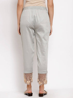 Myshka Women's Grey Cotton Solid Casual Trouser