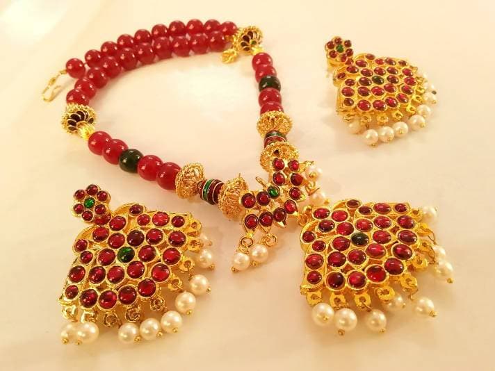Multicolor Beaded Pendant Necklace Set