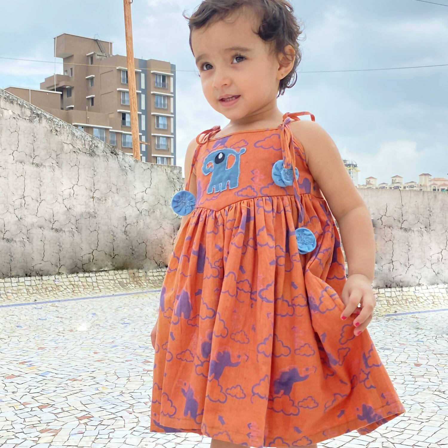 Mhyssa Pleated Sleeveless Orange and Blue Round Neck Frock - Distacart