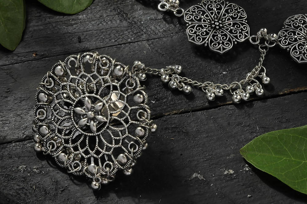Mominos Fashion Kamal Johar Oxidised Silver-Plated Floral Bracelet