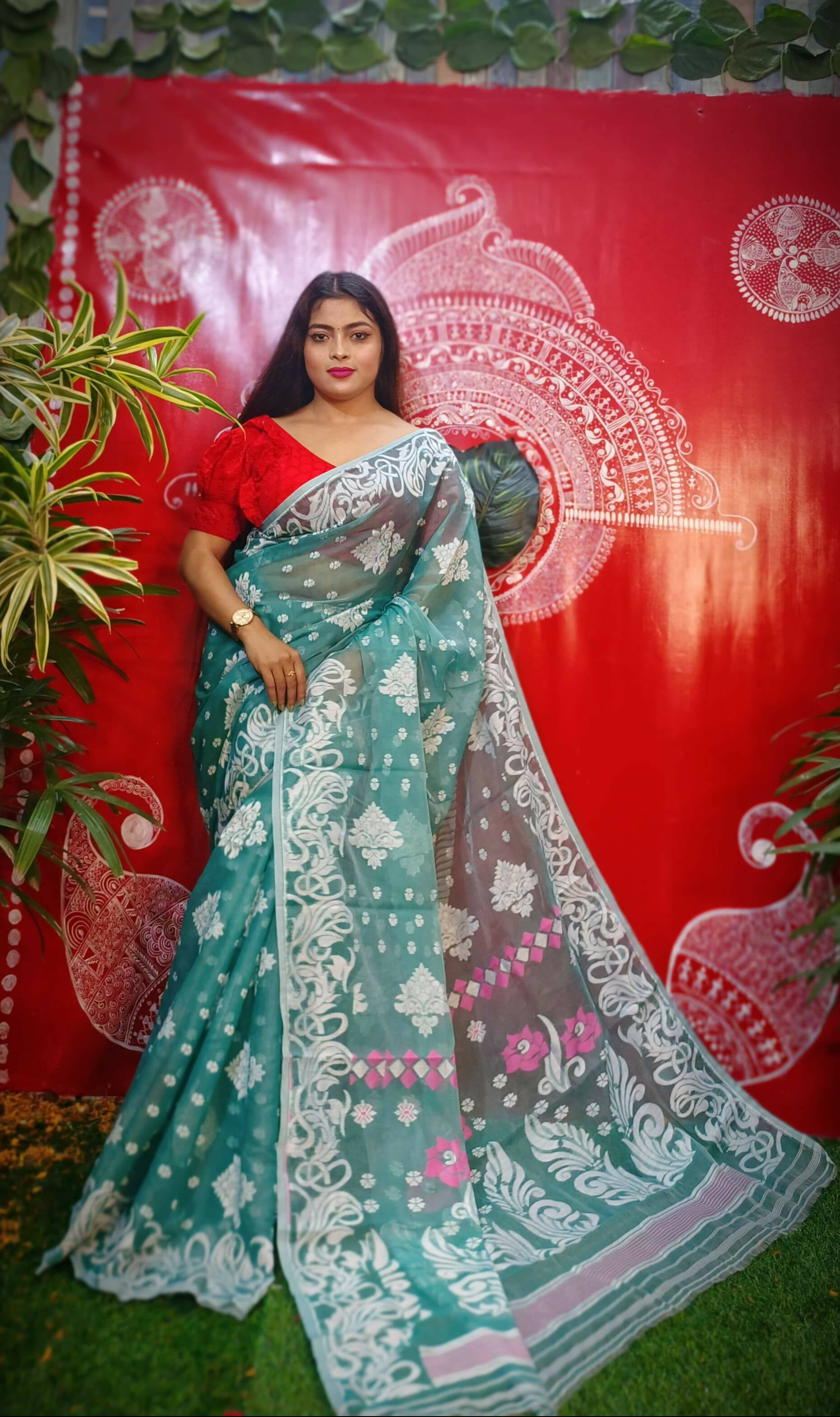Exclusive Collection Handloom Dhakai Jamdani Saree - Green - Distacart