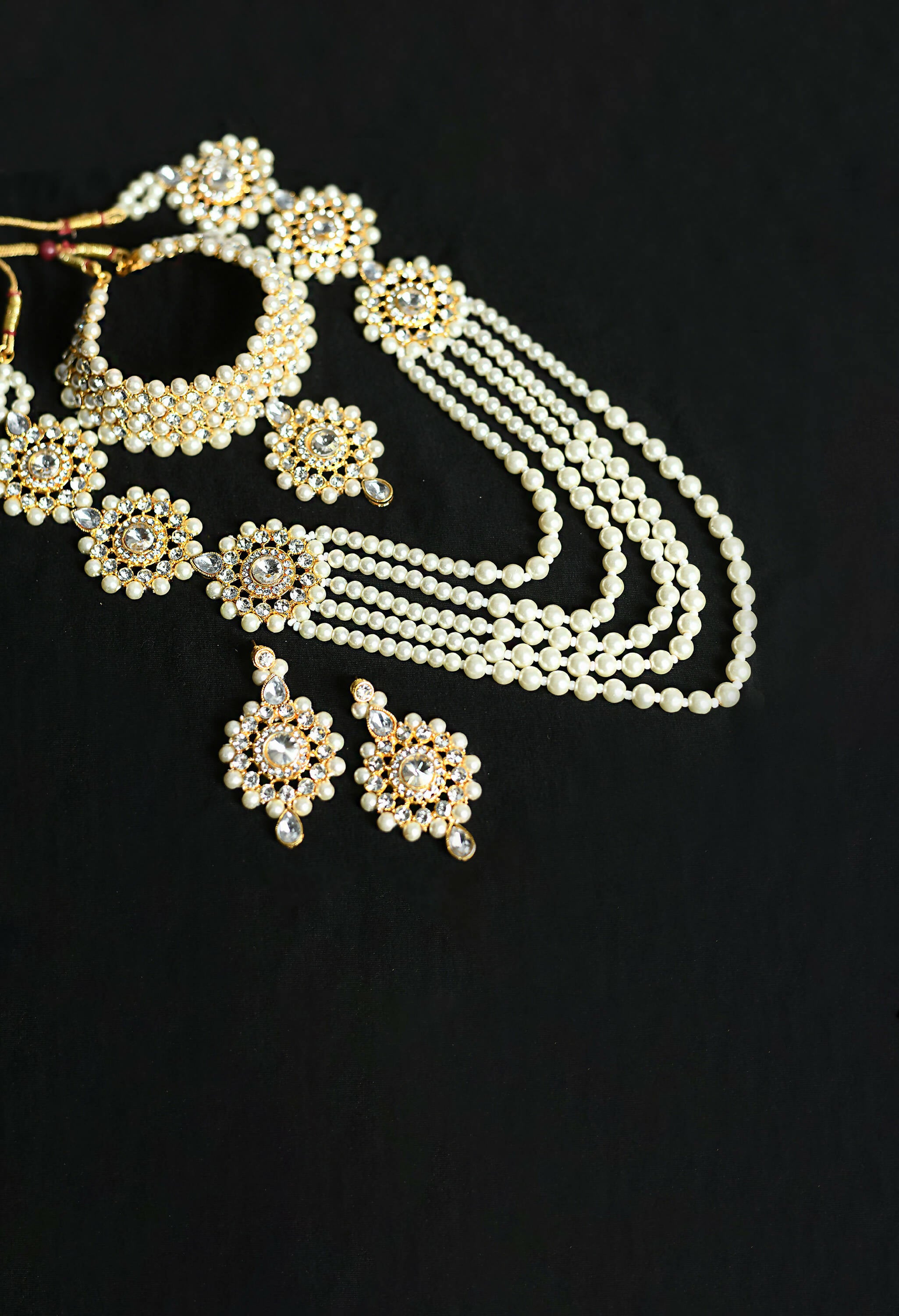 Mominos Fashion Johar Kamal Gold-Plated Rani Haar with Off white Pearls Jewellery Set - Distacart