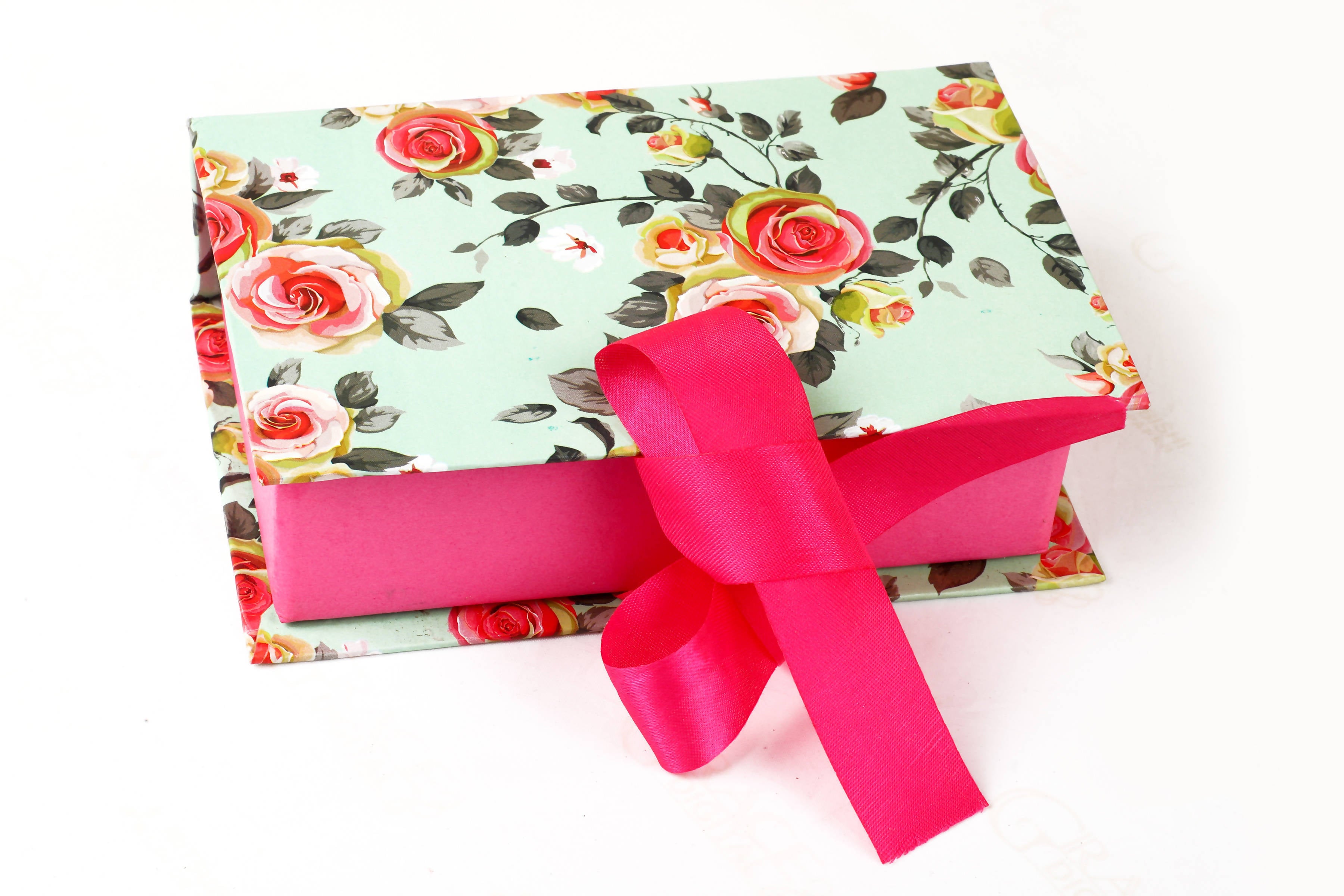 SK Mithaii Khajur/Dates Peanut Ladoo (6 Cavity)