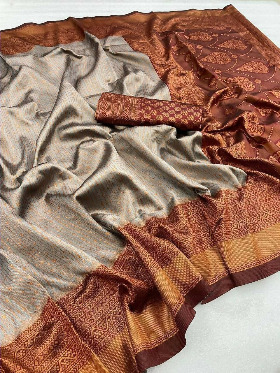 DEIANA'S Beautiful Golden Jari with New Design Soft Lichi Silk Saree - Cream - Distacart