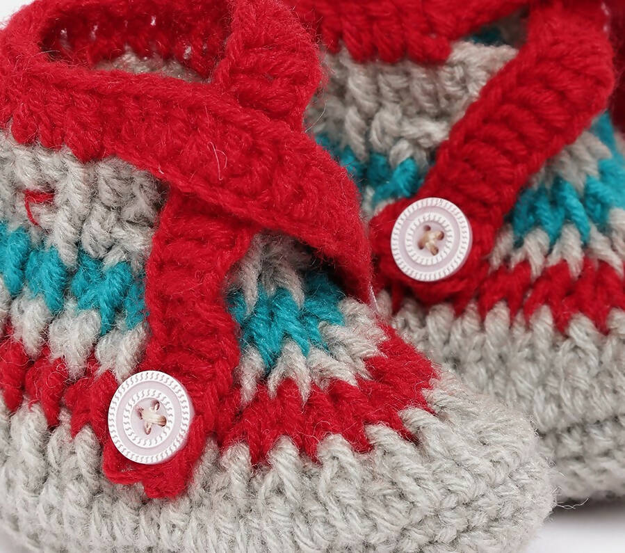 Chutput Kids Woollen Hand Knitted Self Desgin Detailed Booties - Grey - Distacart