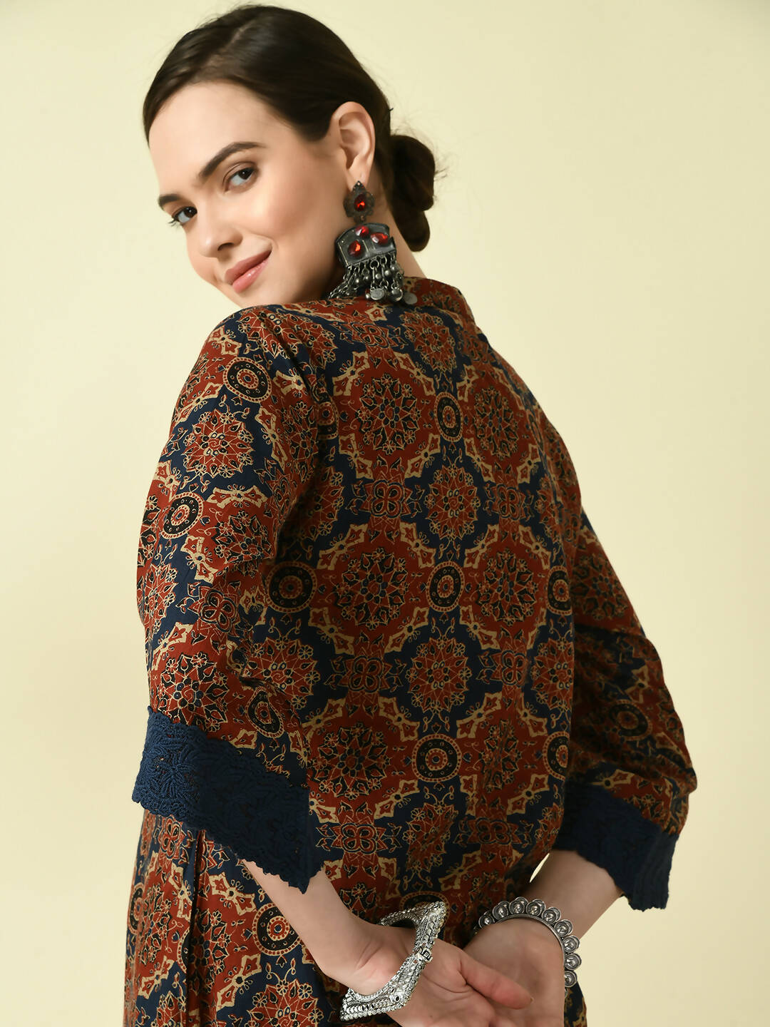 Myshka Women's Multi A-Line Kurta & Trousers - Distacart
