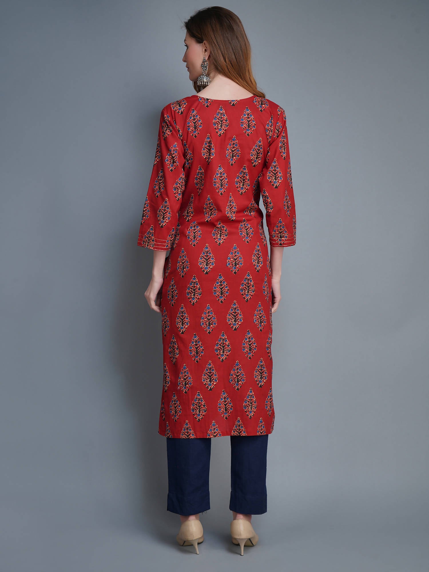 Shehnaai Maroon Kurta In Cotton Print With Golden Embroidery