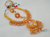 Thumbnail for White Kemp Necklace With Earrings