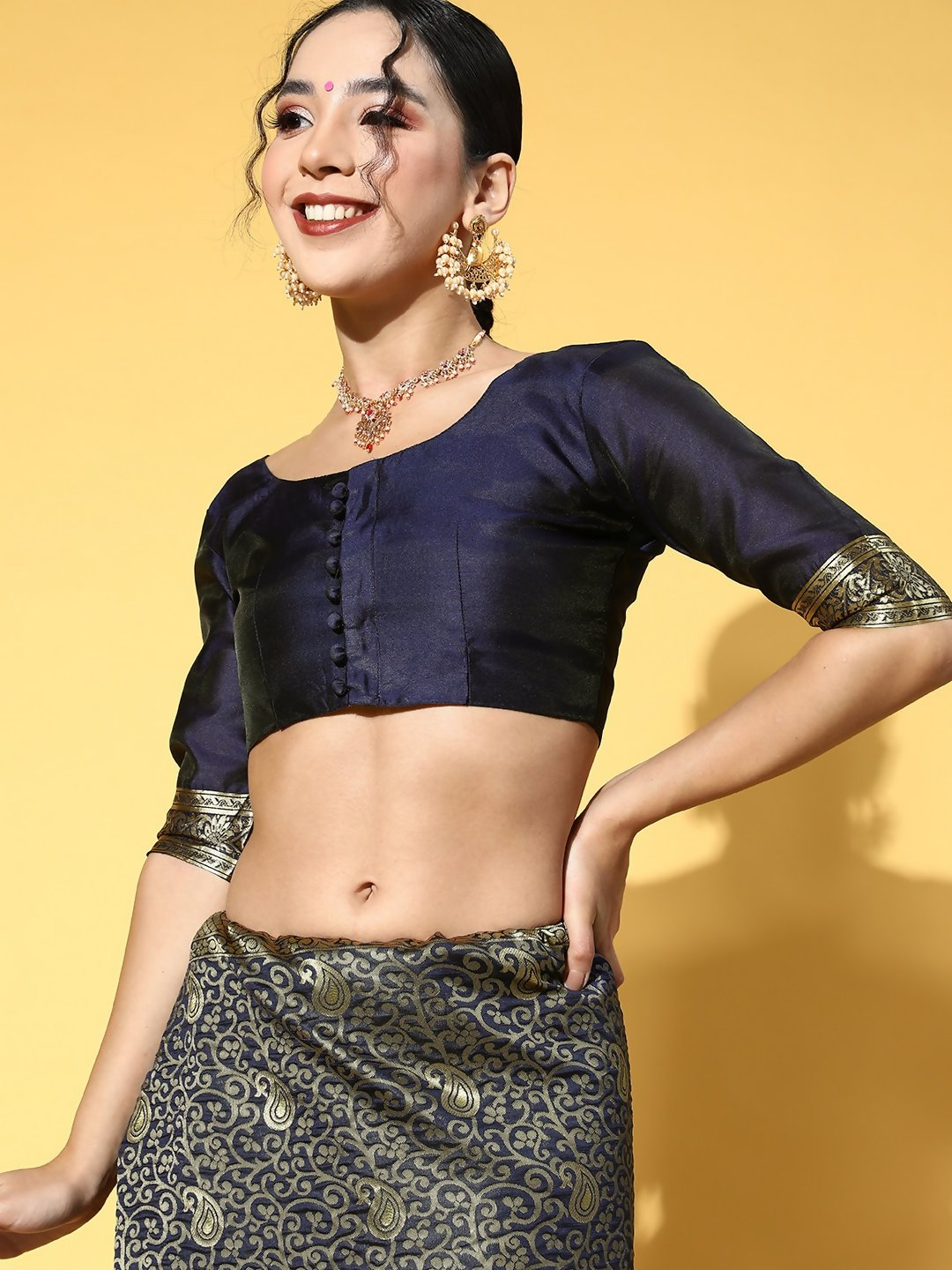 Blue & Gold-Toned Ethnic Motifs Zari Silk Blend Banarasi Saree