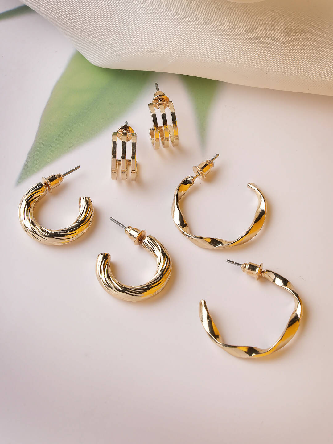 NVR Women's Set of 3 Gold-Plated Hoop Earrings - Distacart