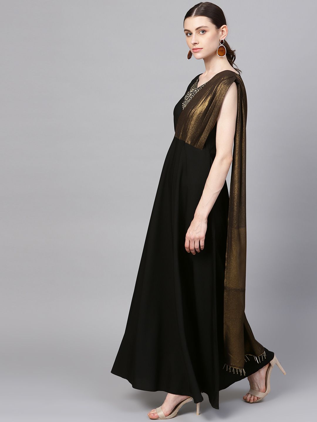Ahalyaa Black Crepe Dress - Distacart