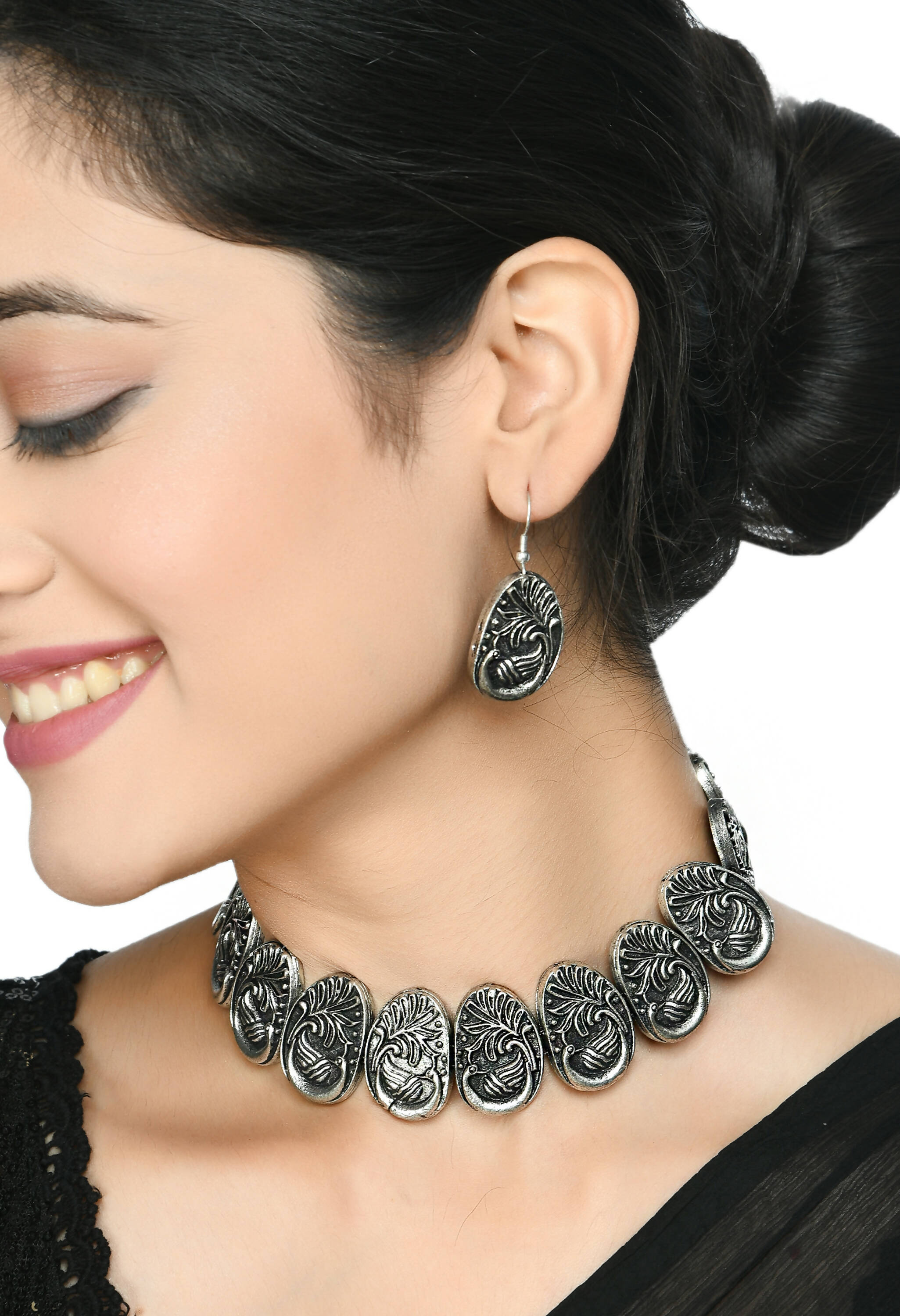 Mominos Fashion Johar Kamal Oxidised Silver-Plated Brass Finish Choker For Women - Distacart